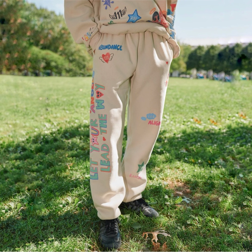 THE MAYFAIR GROUP I SCREAM COLOUR CREAM DRAWING ANGELS ALL AROUND YOU SWEATPANTS - Picture 15 of 15